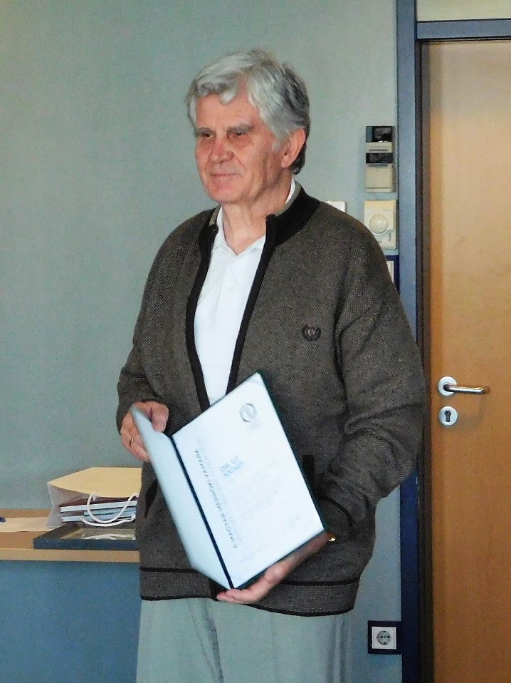 Jubileumi díszoklevél Dr. Uj József
