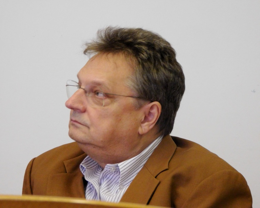 Dr. Cselle Tibor